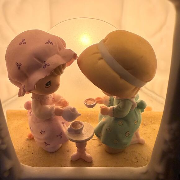 Precious Moments Friendship Hits The Spot Gazebo Nightlight 1999 Cottagecore - Picture 2 of 9